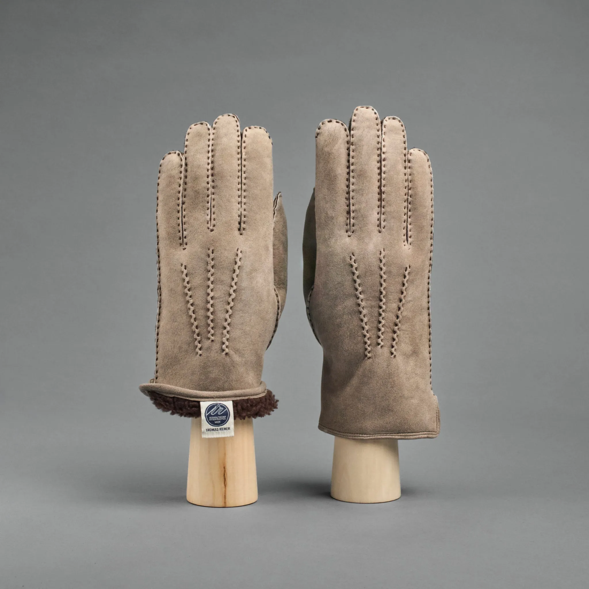 Gentlemen's Gloves from Antique Beige Curly Lambskin lined with Shearling