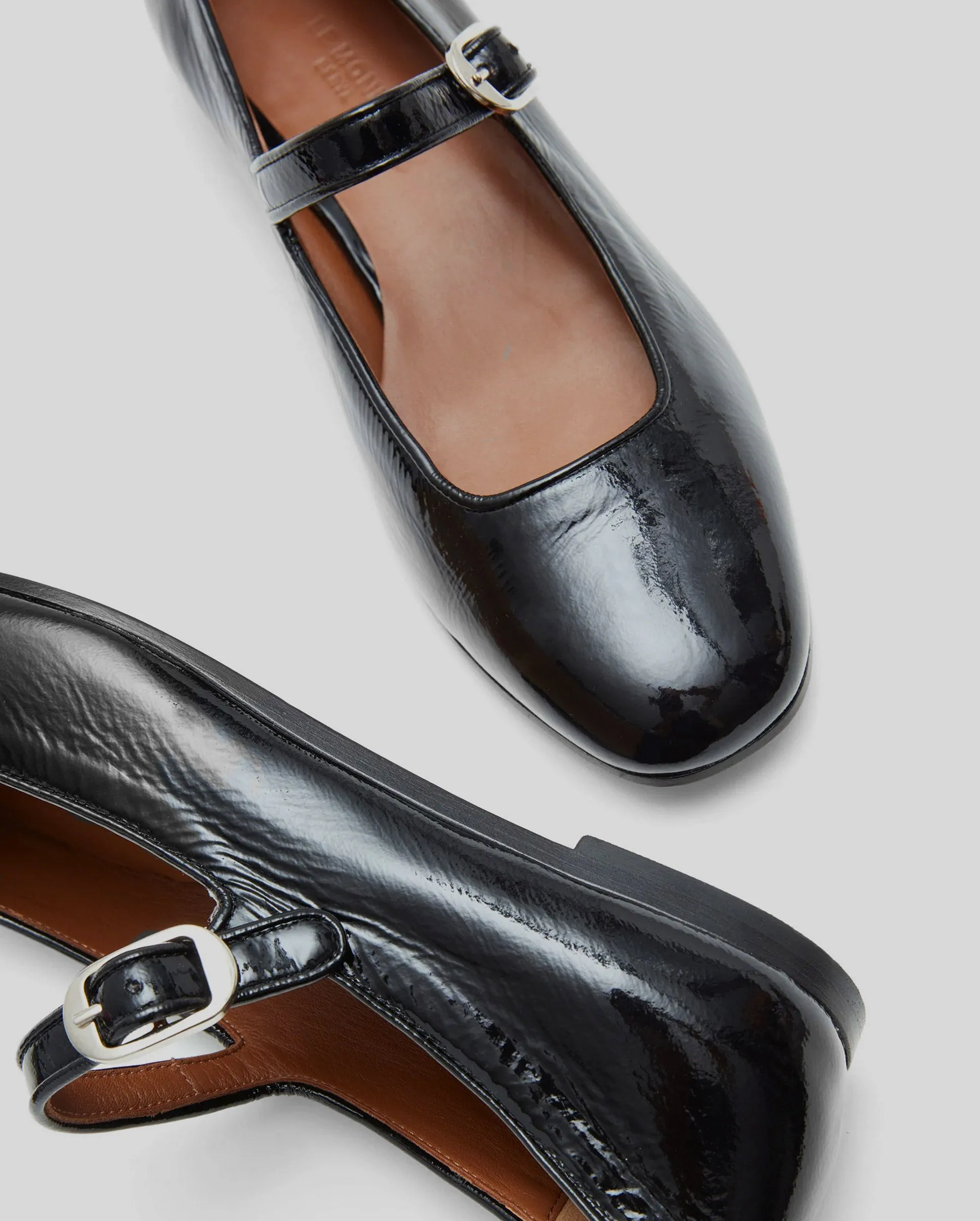 MARY JANE FLATS / BLACK SOFT PATENT LEATHER