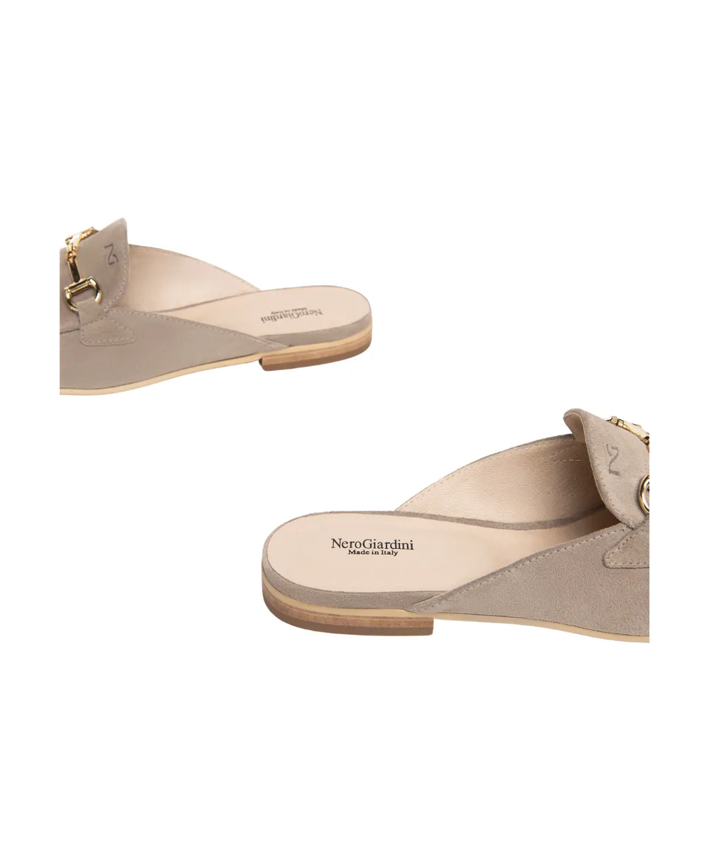 NERO GIARDINI WOMEN SUEDE MULES