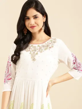 Women's White Embroidered Anarkali Kurta